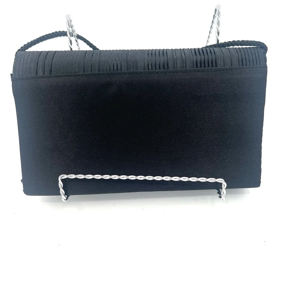 La Regale Black Ribbed Satin Polyester Evening‎ Purse